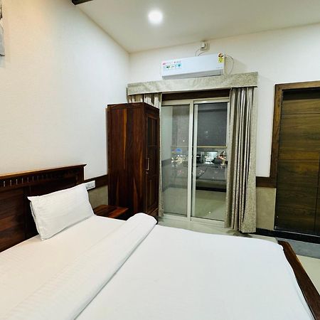 Hotel Tirth By Sonu'S Ujjain Extérieur photo