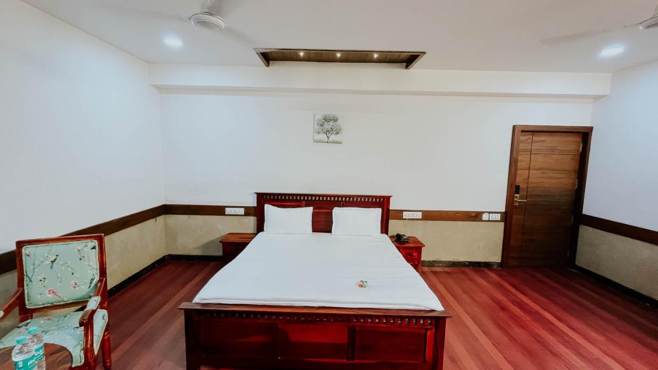 Hotel Tirth By Sonu'S Ujjain Extérieur photo