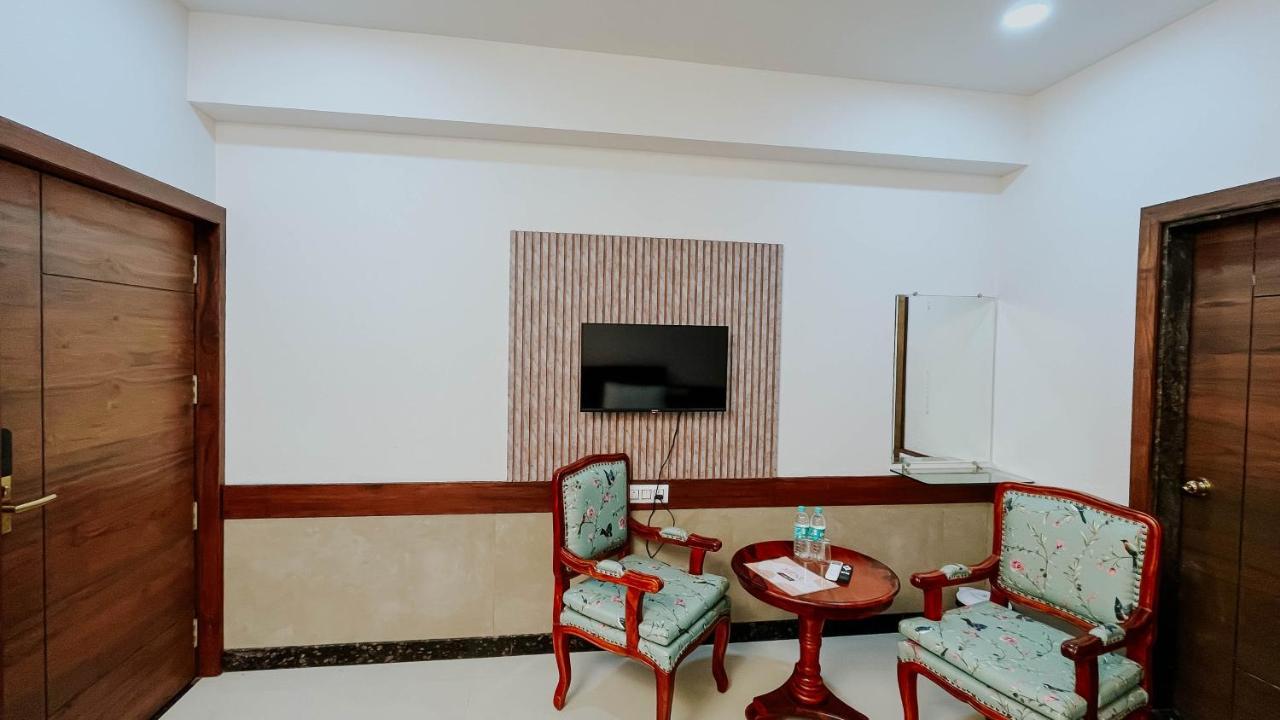 Hotel Tirth By Sonu'S Ujjain Extérieur photo