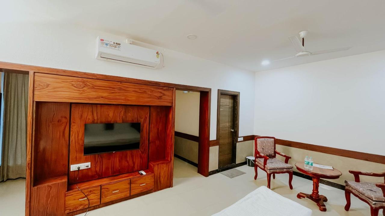 Hotel Tirth By Sonu'S Ujjain Extérieur photo