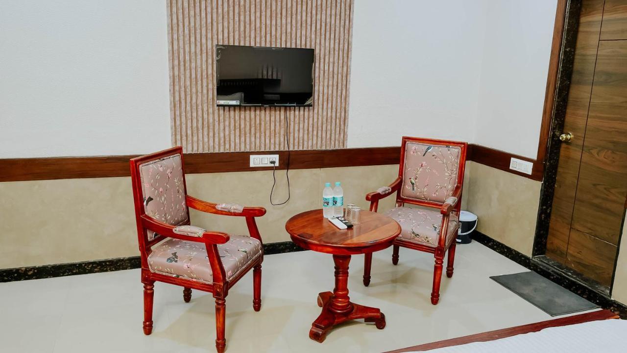Hotel Tirth By Sonu'S Ujjain Extérieur photo